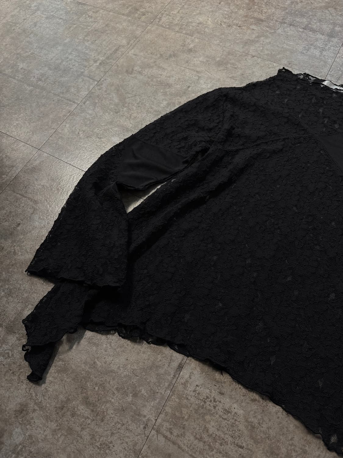 언발 레이스 패치 블라우스 상품이미지4