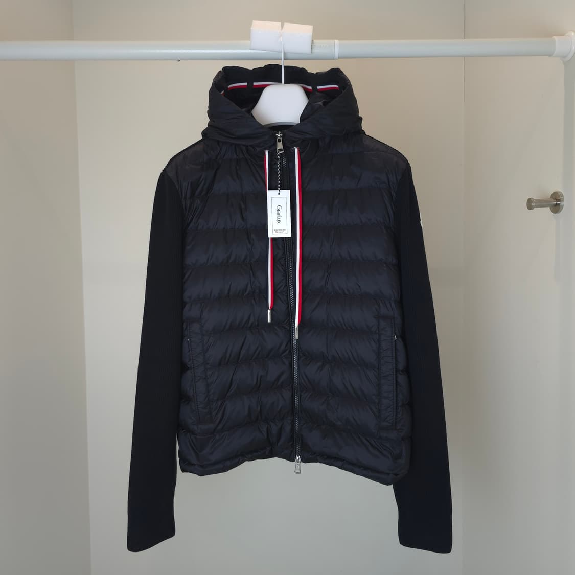 [중고/정품] 몽클레어 트리콧 니트 패딩 상품이미지1