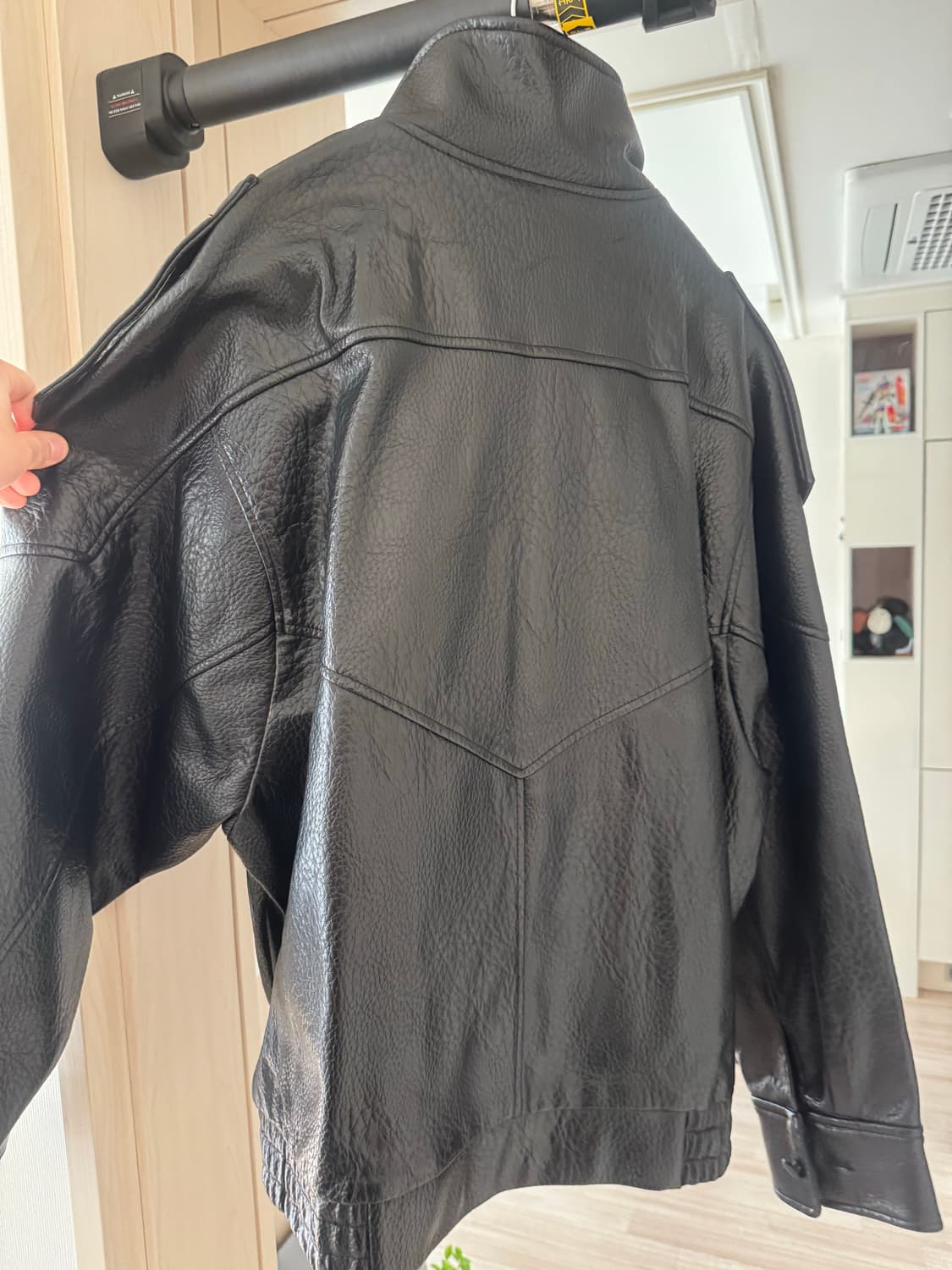 자라 생로랑 맛 가죽자켓 상품이미지2