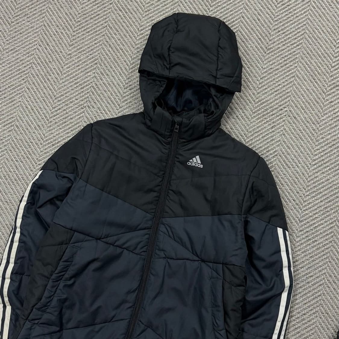 아디다스 키즈 배색 패딩 v1362 상품이미지3