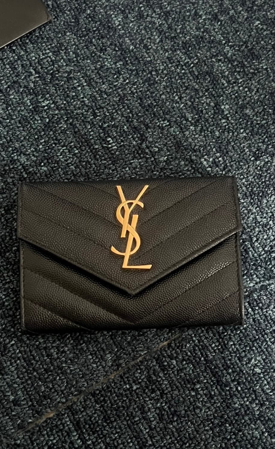 생로랑 지갑 상품이미지1