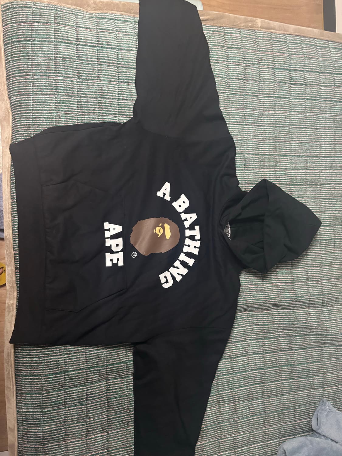 베이프 후드 팝니다! ! 상품이미지1