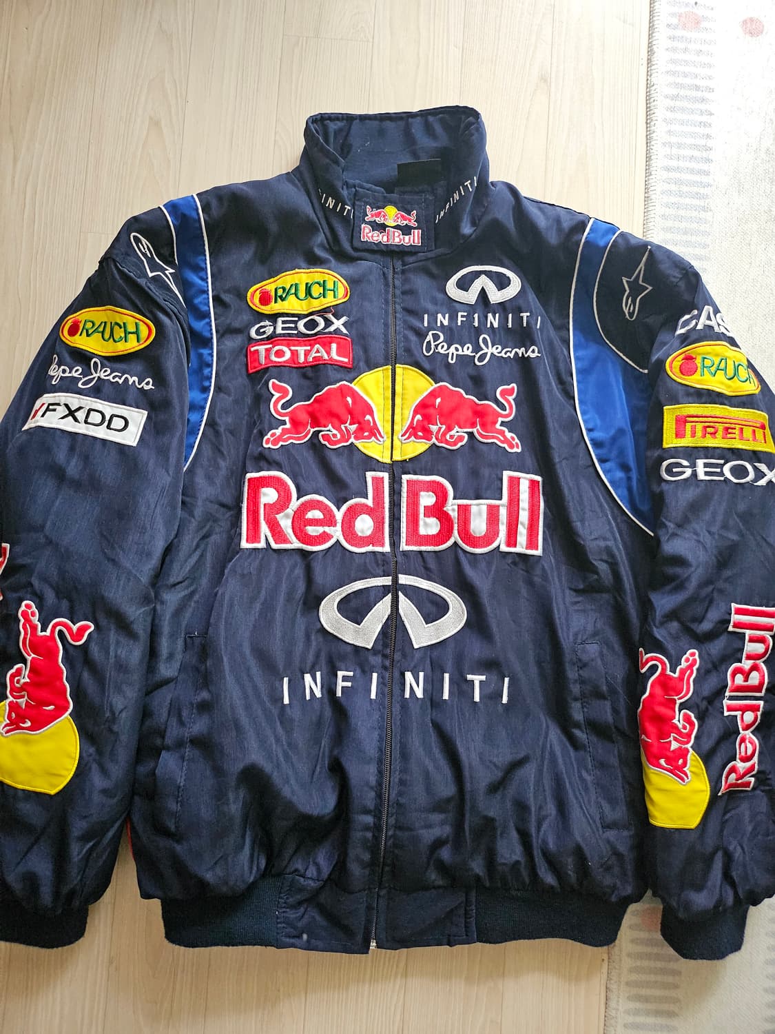 레드불 레이싱자켓 상품이미지1