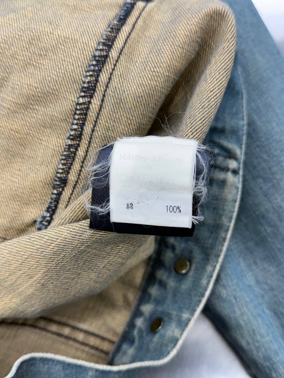 버버리 데님 라이트 워시 트로피컬 데님 트러커 자켓 상품이미지8