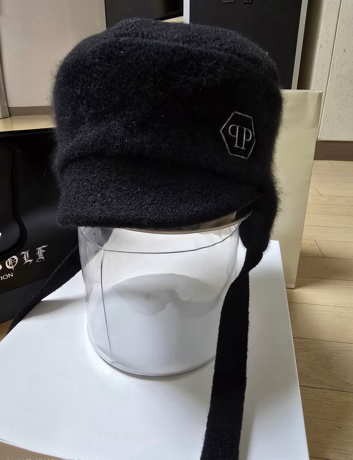 (새상품)필립플레인 골프 앙고라털 귀달이 모자 상품이미지1