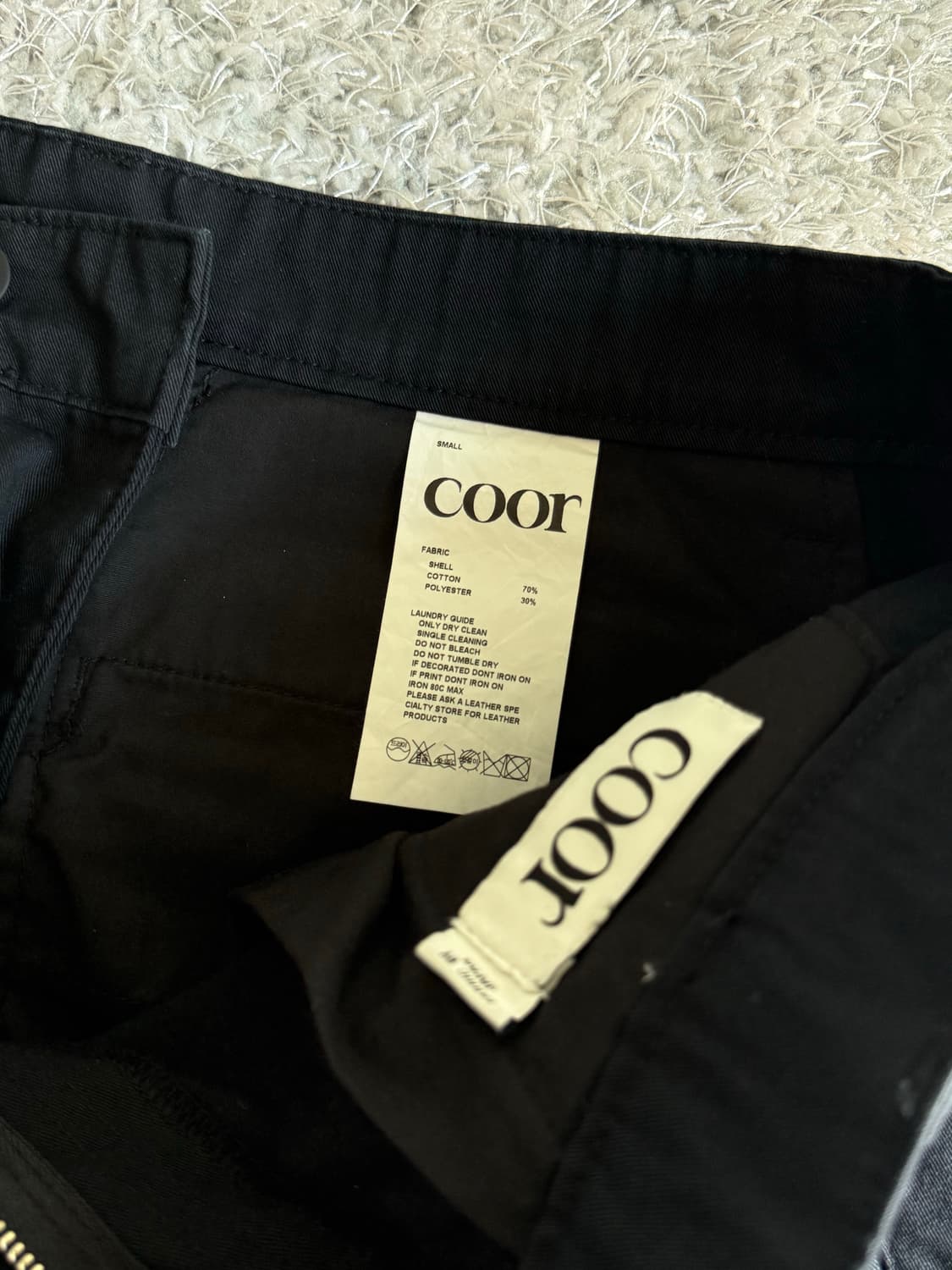 쿠어 코튼 블렌드 딥 플리츠 커브드 팬츠 상품이미지4