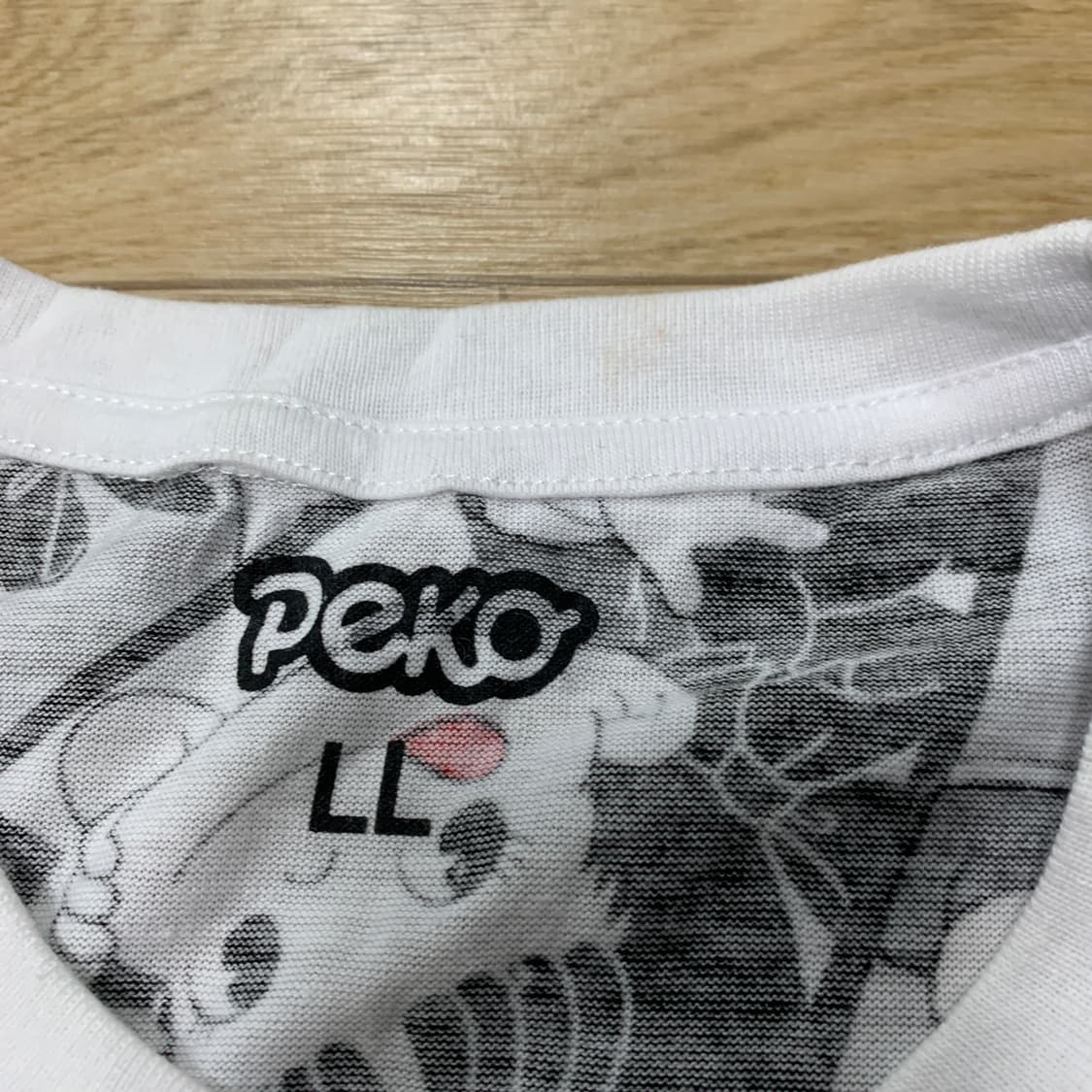 XL)일본 정품 산리오 라이선스 페코짱 패턴 티셔츠  상품이미지4