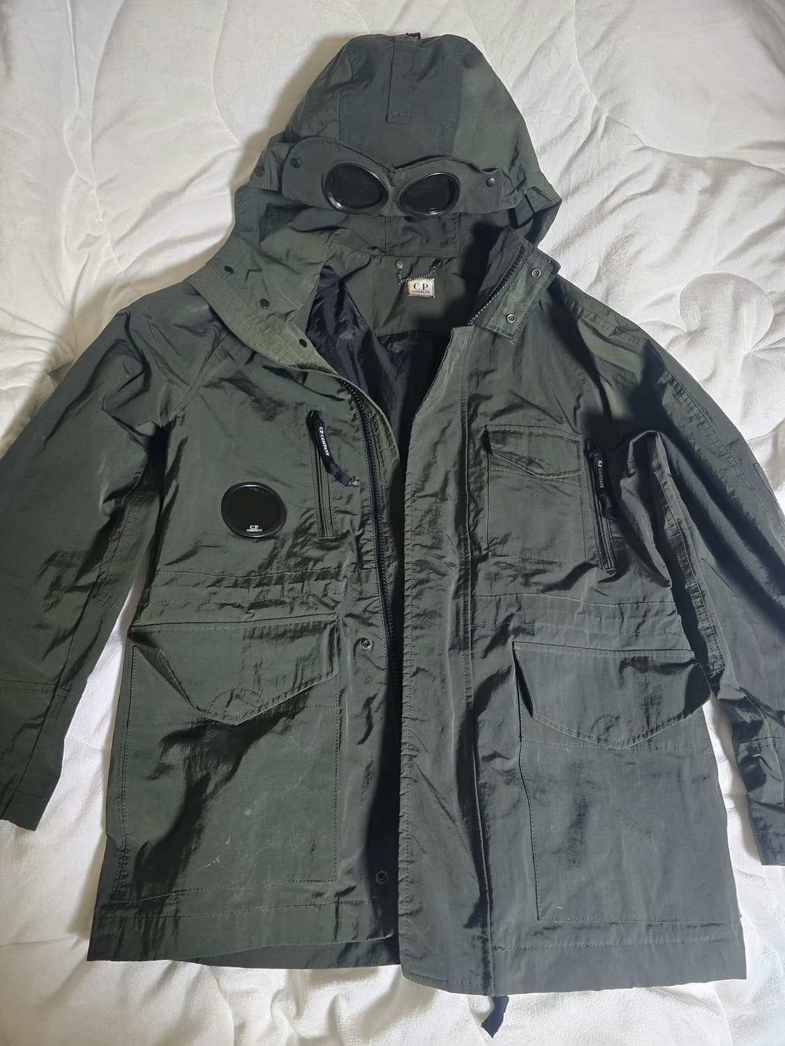 C.P. 컴퍼니 고글 렌즈 필드 재킷 (100사이즈,딥카키) 상품이미지4