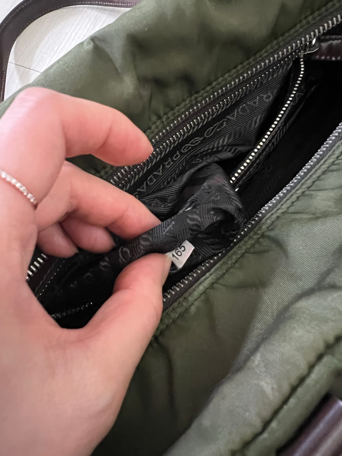 프라다 테수토 나일론 보스턴 백 상품이미지10