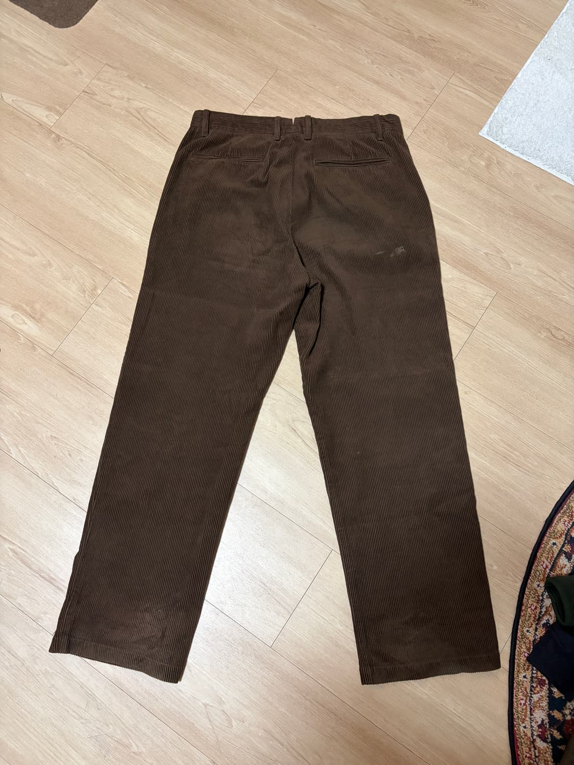 무신사 스탠다드 브라운 코듀로이 팬츠 상품이미지4