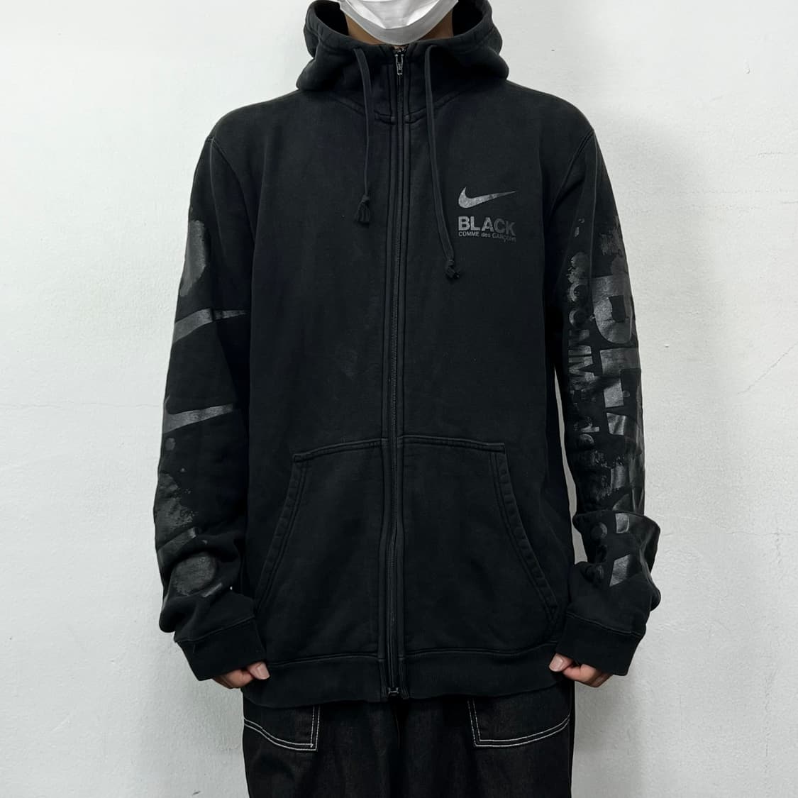 나이키 x 꼼데가르송 블랙 18aw 11주년 프린팅 후드집업 상품이미지2