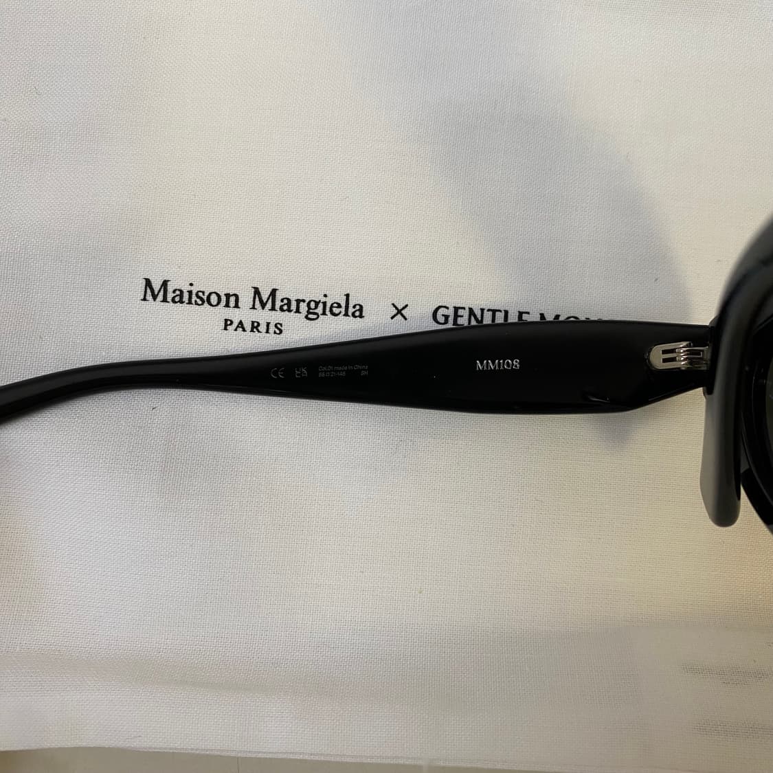 [Free] 젠틀 몬스터 x 메종 마르지엘라 MM108 블랙 블랙 상품이미지6