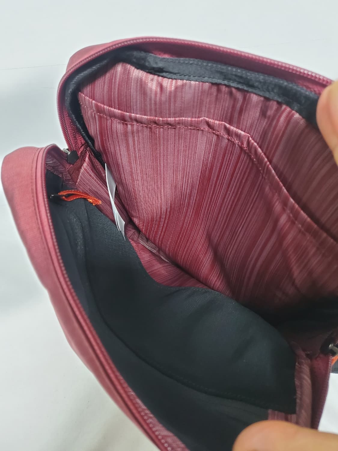 아크테릭스 크로스백 정품 거의새거  상품이미지6