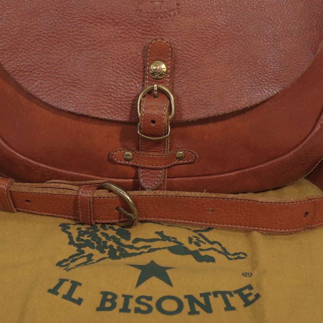 일비종떼 이태리 레더 버클 백 상품이미지5