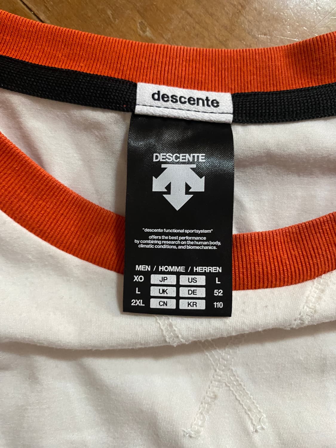 데상트 오렌지 라글란 긴팔 티셔츠 2XL(110) 상품이미지3