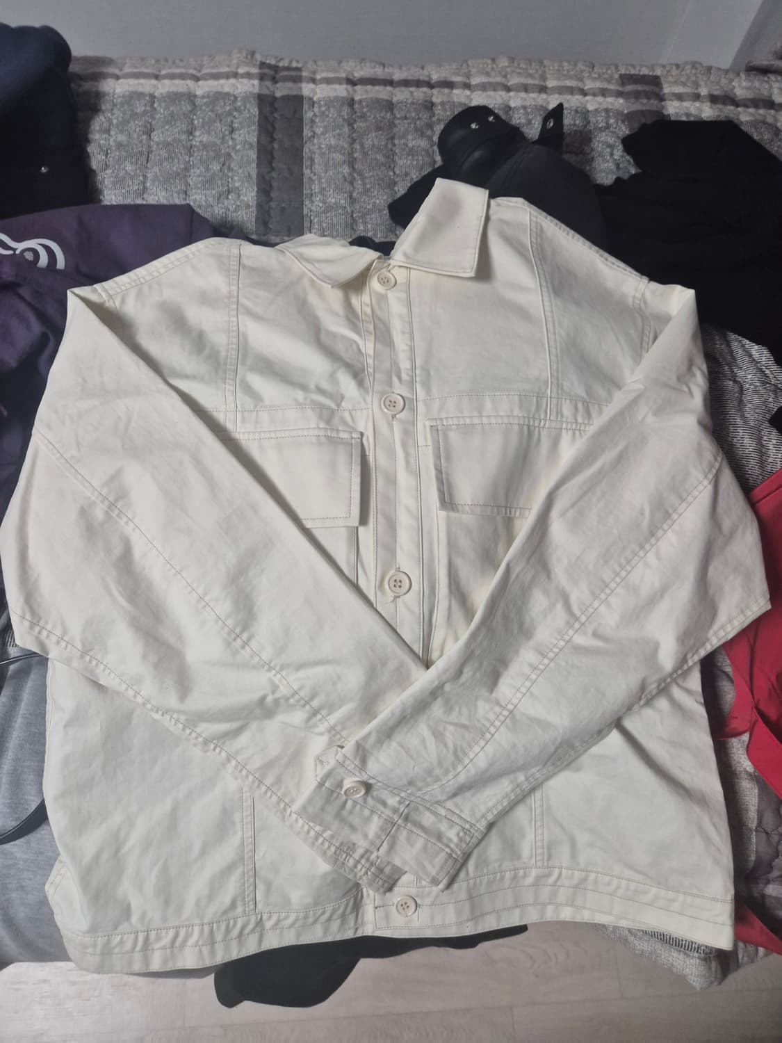 비슬로우 크림자켓 상품이미지1