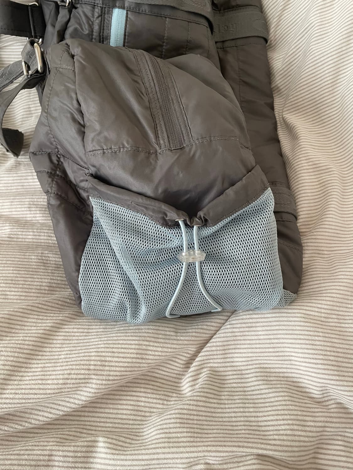 오클리 오버사이즈드 숄더백 상품이미지3