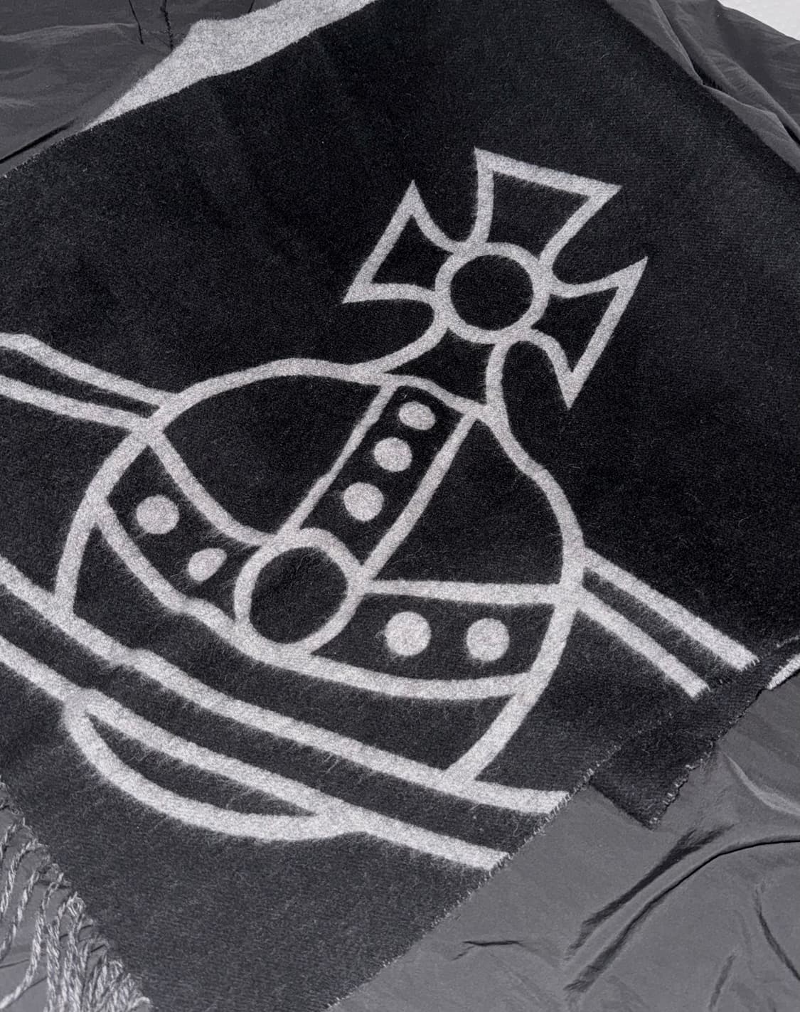 비비안웨스트우드 머플러 목도리 상품이미지2