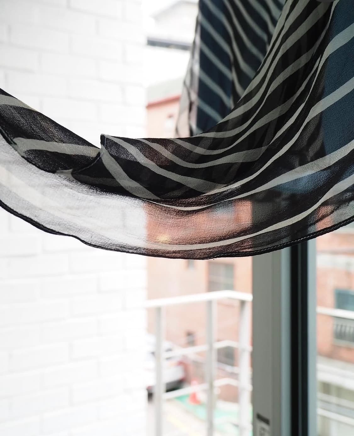 BCBG Max Azria silk skirt 상품이미지3