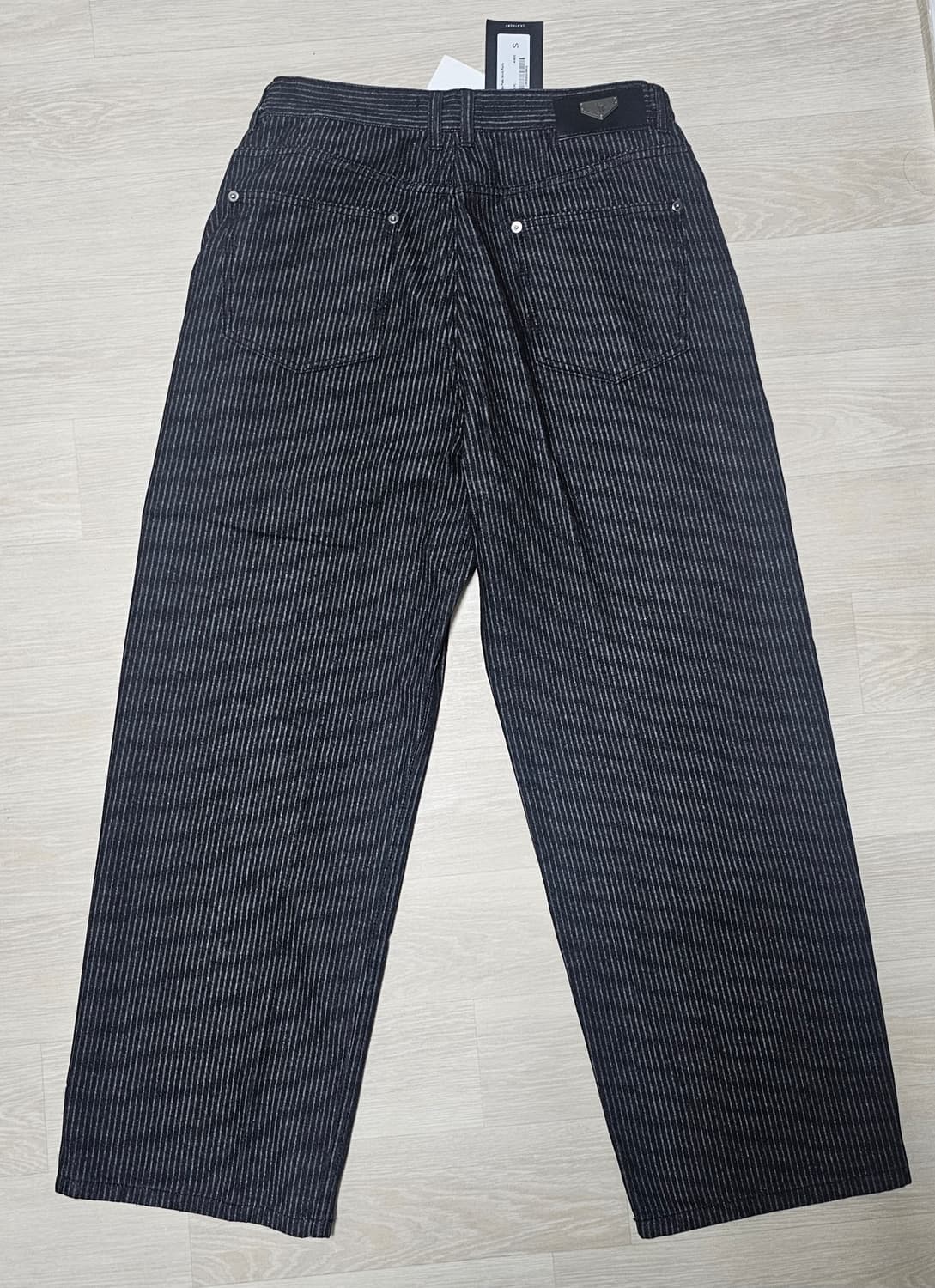 레더리 스트라이프 페이드 데님 팬츠 [BLACK] s사이즈 상품이미지2