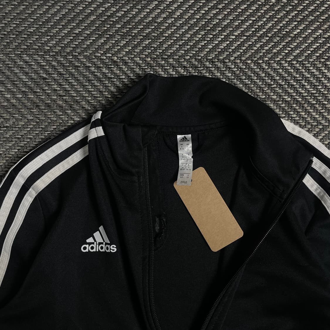 아디다스 에센셜 트랙탑 블랙 져지o 4926 상품이미지4
