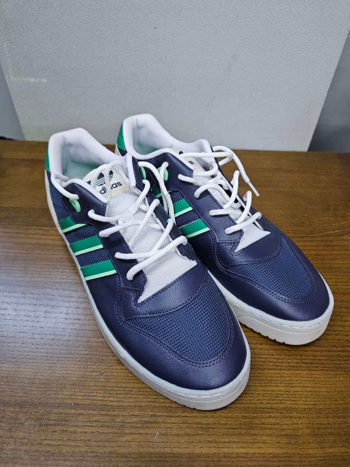 아디다스 라이벌리 로우 '섀도우 네이비 그린 상품이미지2