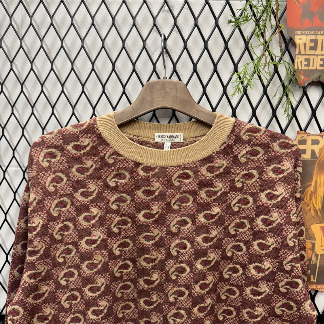 조르지오 아르마니 니트 라운드넥 모노그램 패턴 베이지 버건디 상품이미지3