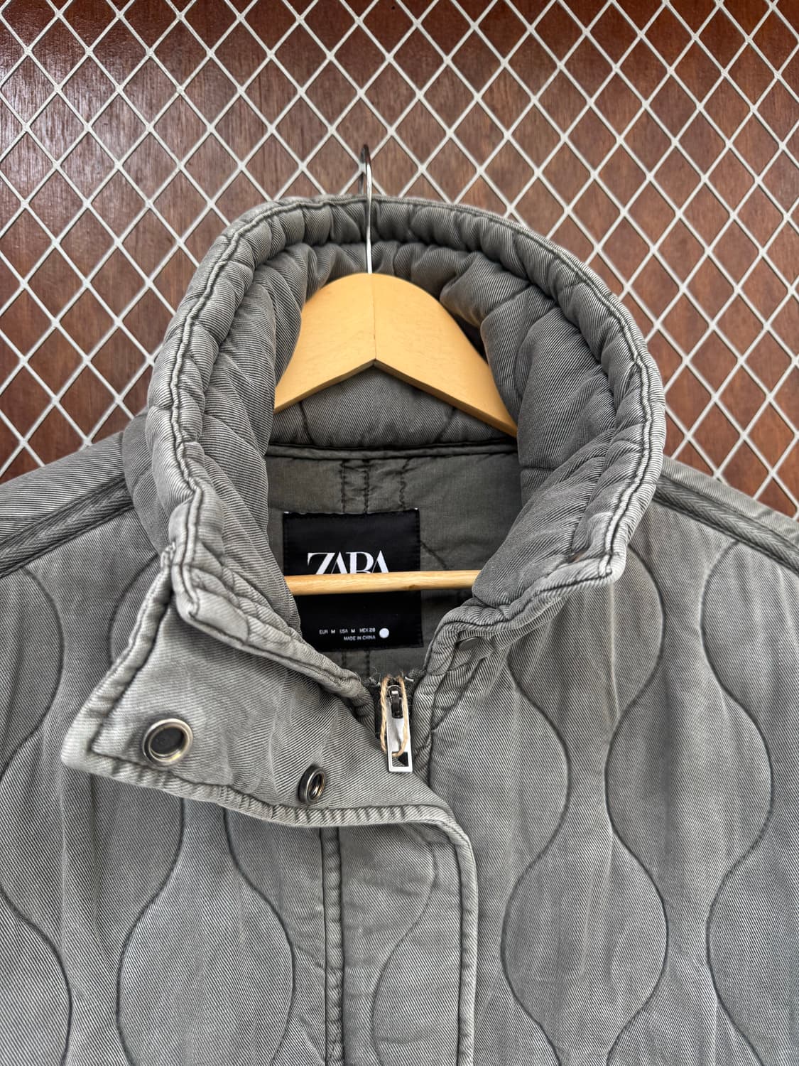 ZARA 자라 그레이 누빔 오버핏 하이넥 퀄팅 자켓 M 상품이미지5