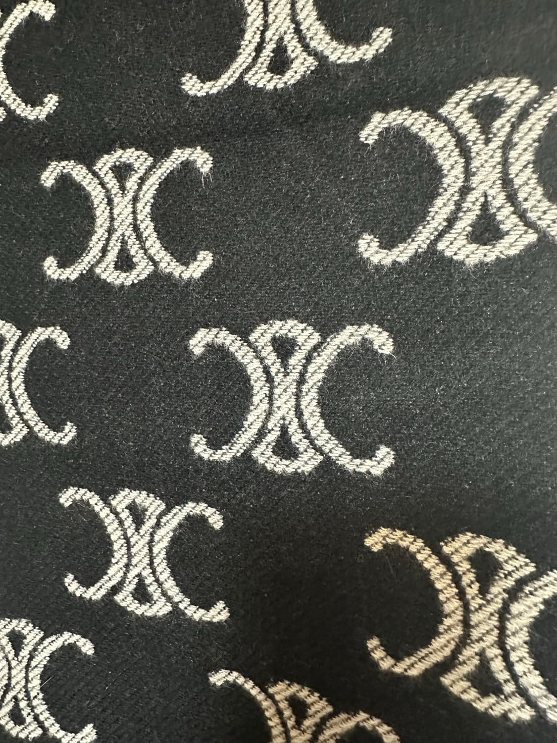 셀린느 트리오페 블랙 캐시미어숄&머플러 남여공용 상품이미지6