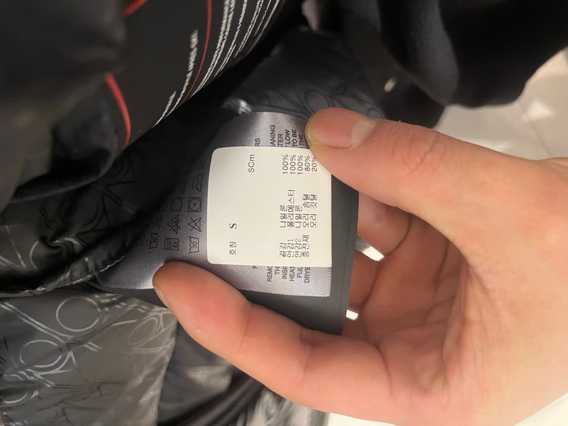 무스너클 패딩조끼 상품이미지4