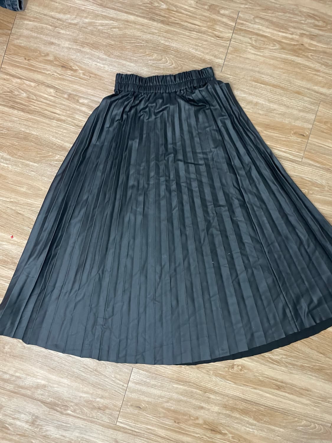 빈티지 레더 플리츠 롱치마 상품이미지1