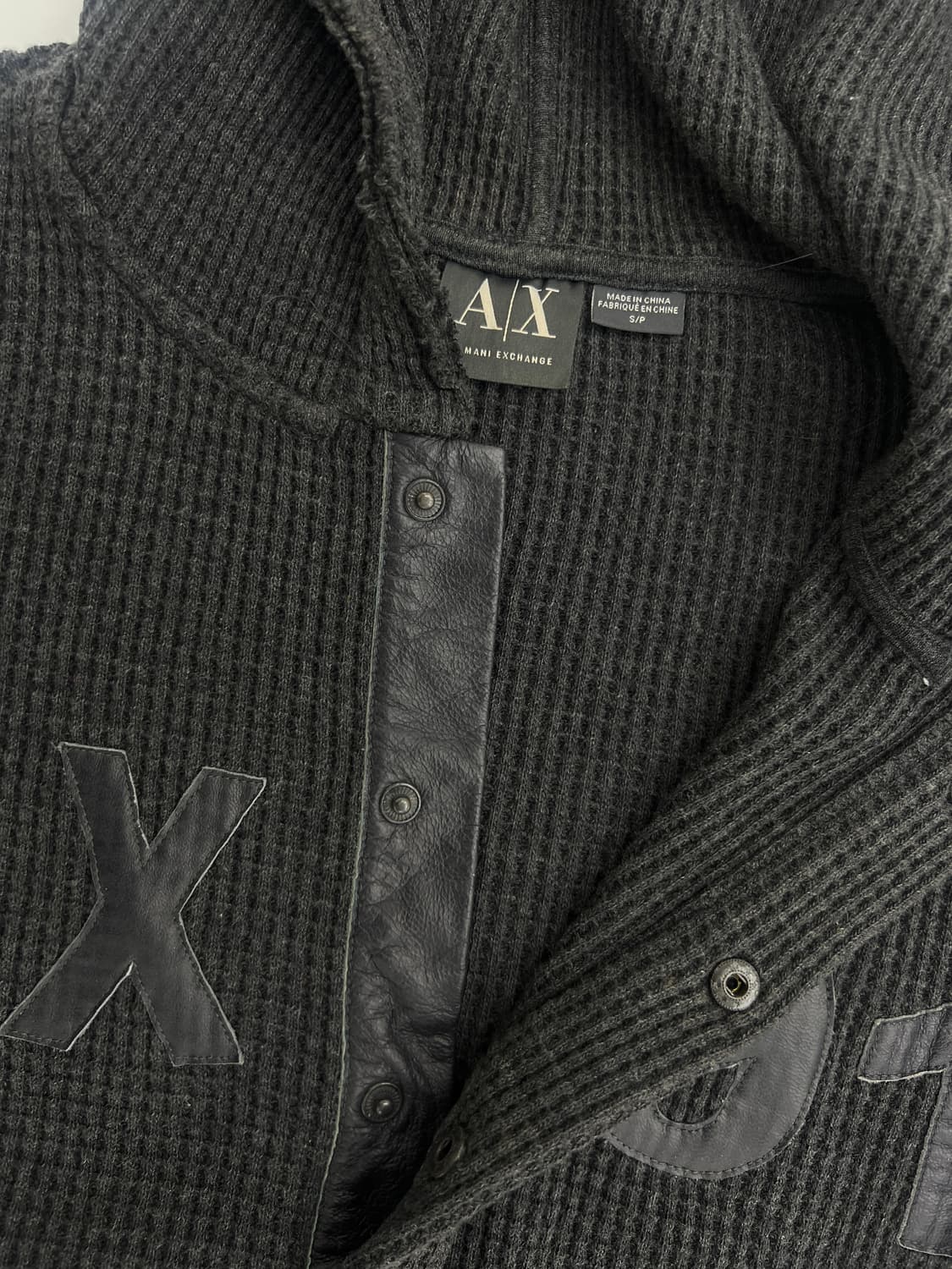 알마니 익스체인지 와플니트 쉽스킨 로고 후디 상품이미지3