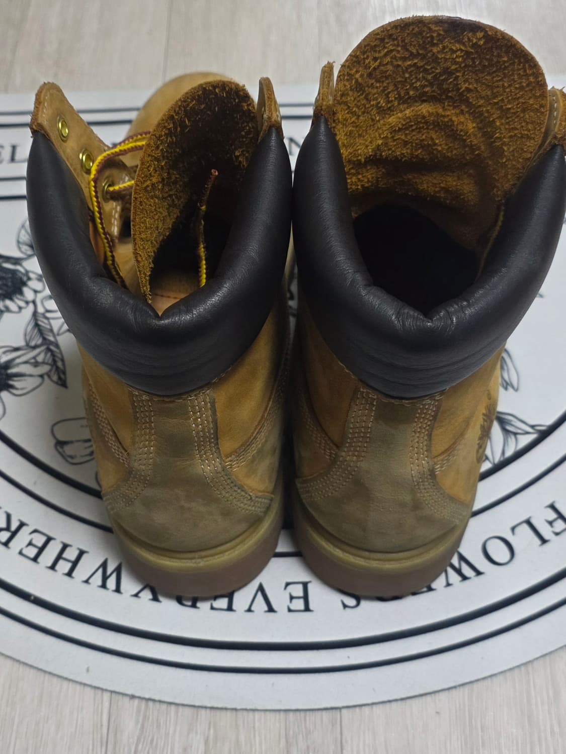 팀버랜드 6인치 누벅 프리미엄부츠(265~270) 상품이미지9