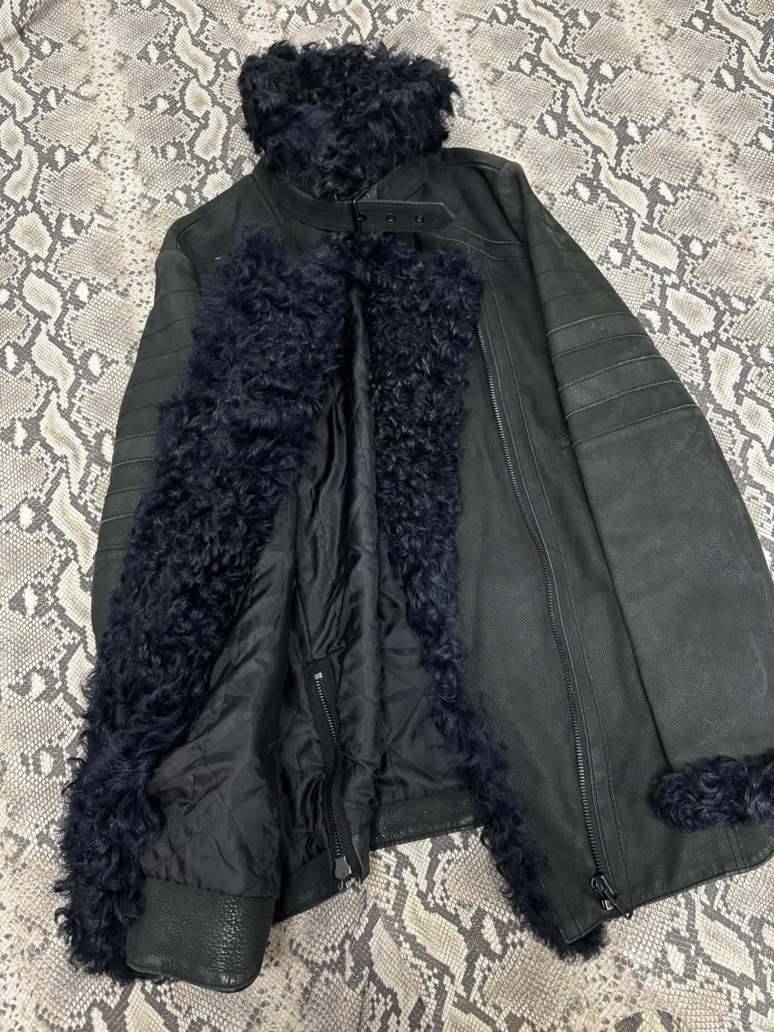 [VOV] Black Sheep Fur Trimming Deep Gree 상품이미지8