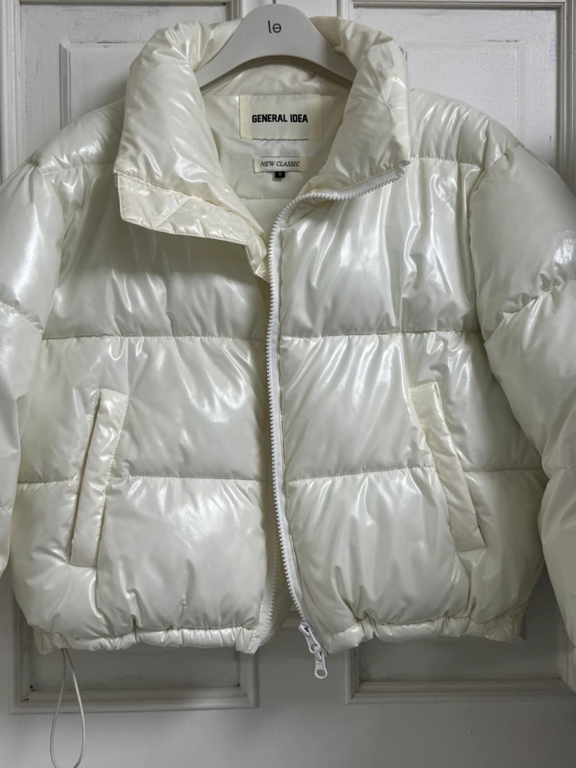 제너럴아이디어 글로시 숏 푸퍼 화이트 S 상품이미지6