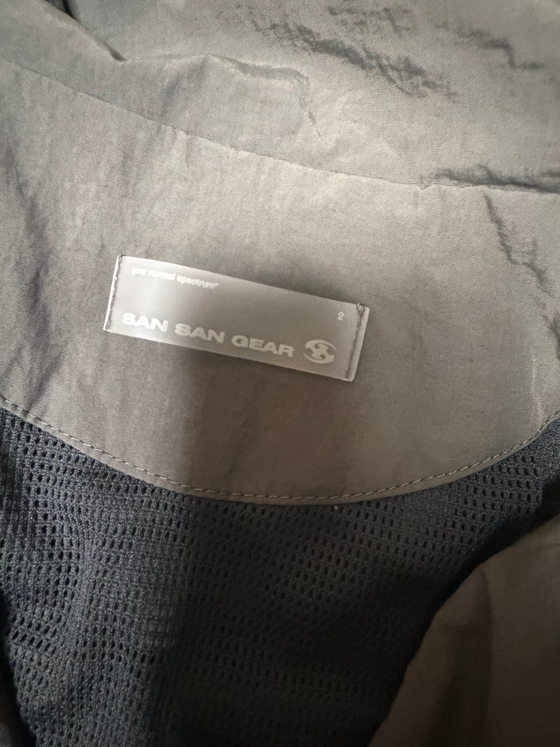 산산기어 슬래시 지퍼 자켓 브라운 24SS 사이즈 2 상품이미지2