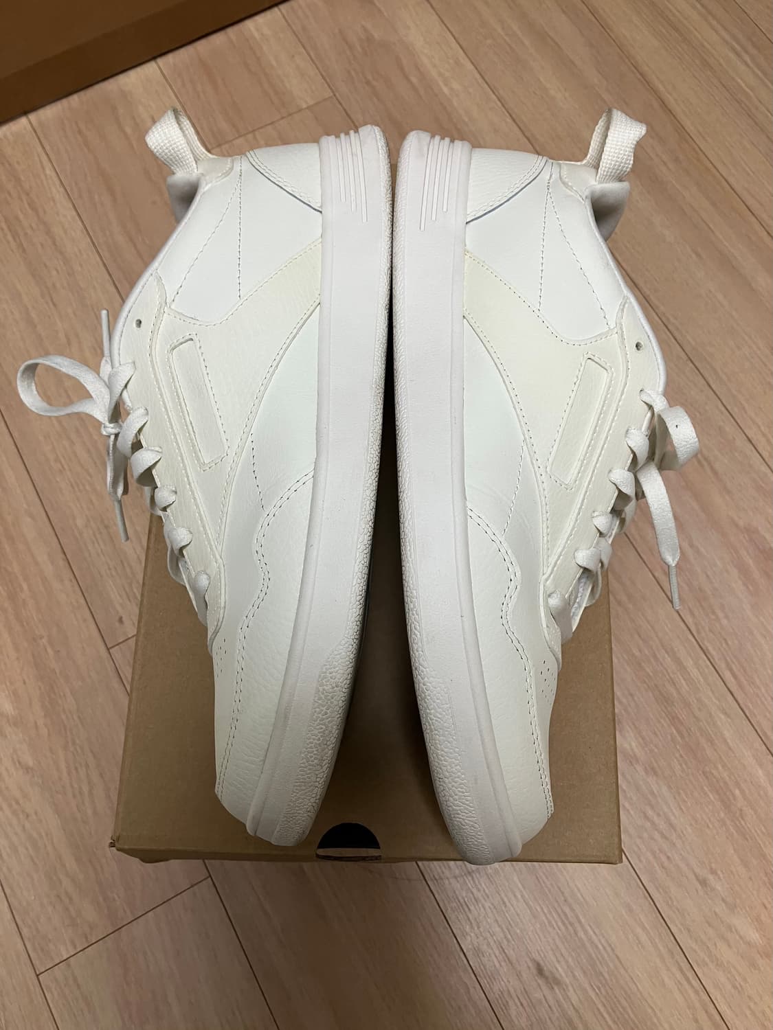 무인양품 리복 스니커즈 270 상품이미지3