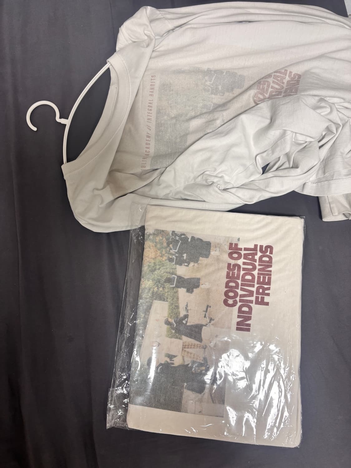 [2]폴리테루 프렌즈 롱슬리브 새상품 상품이미지2