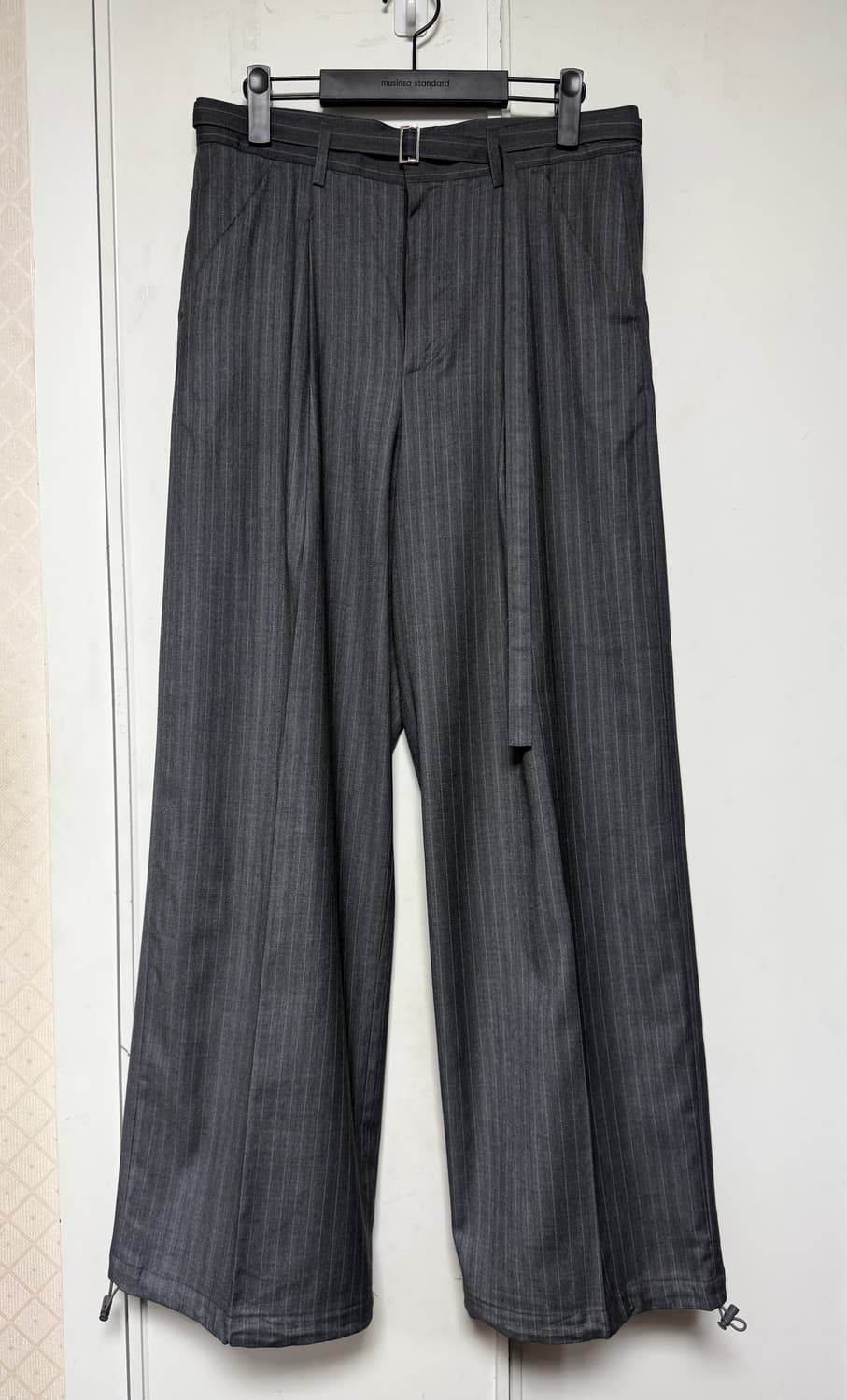 DNSR 벨티드 스트라이프 슬랙스 차콜 L 상품이미지5