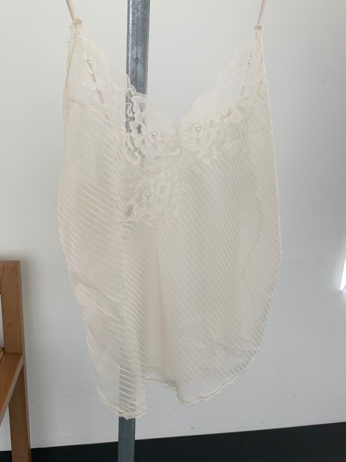 sheer stripe slip top 상품이미지2