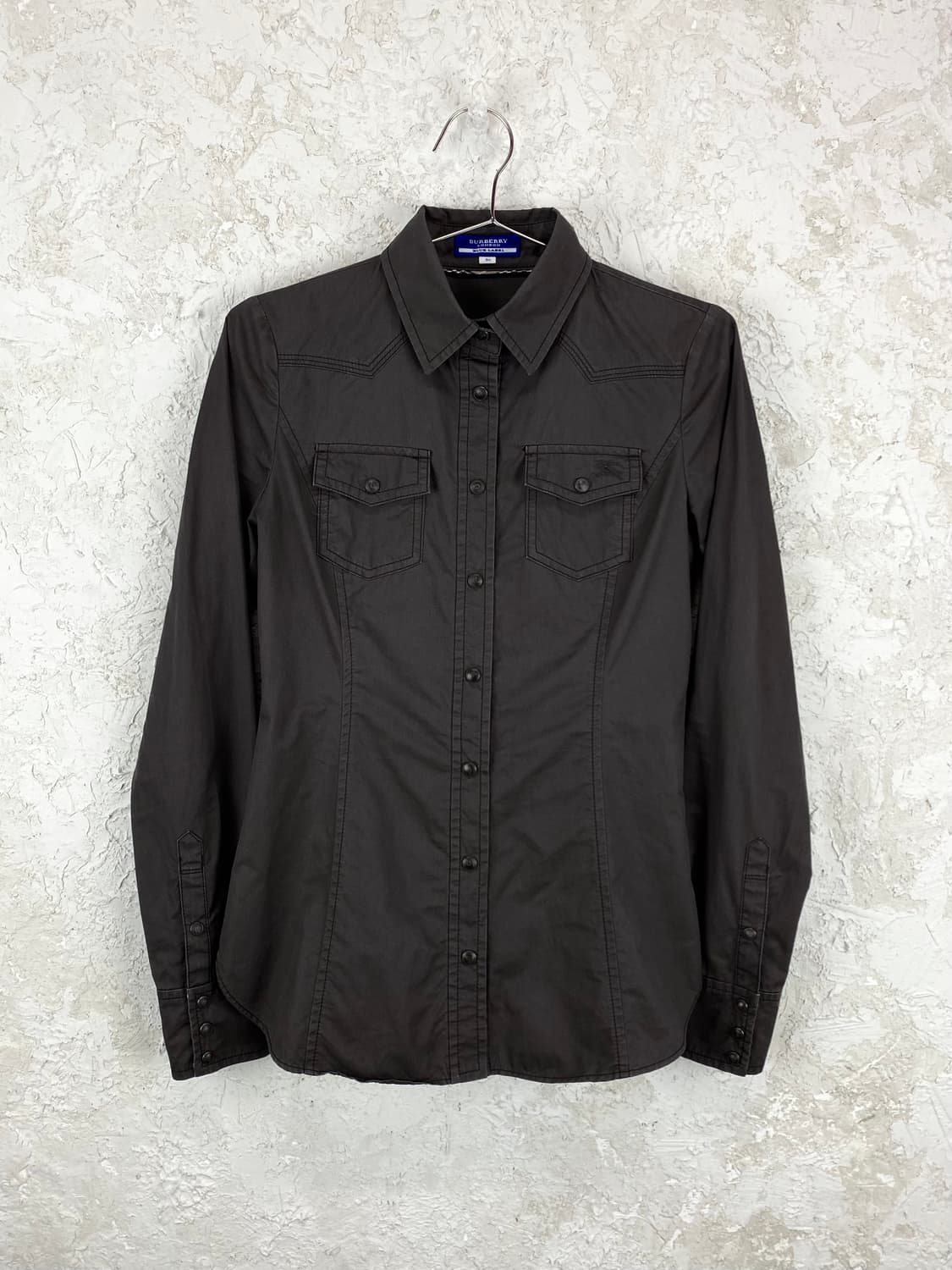 버버리 블루 라벨 프로섬 로고 엠로이더리 포켓 웨스턴 셔츠 상품이미지2