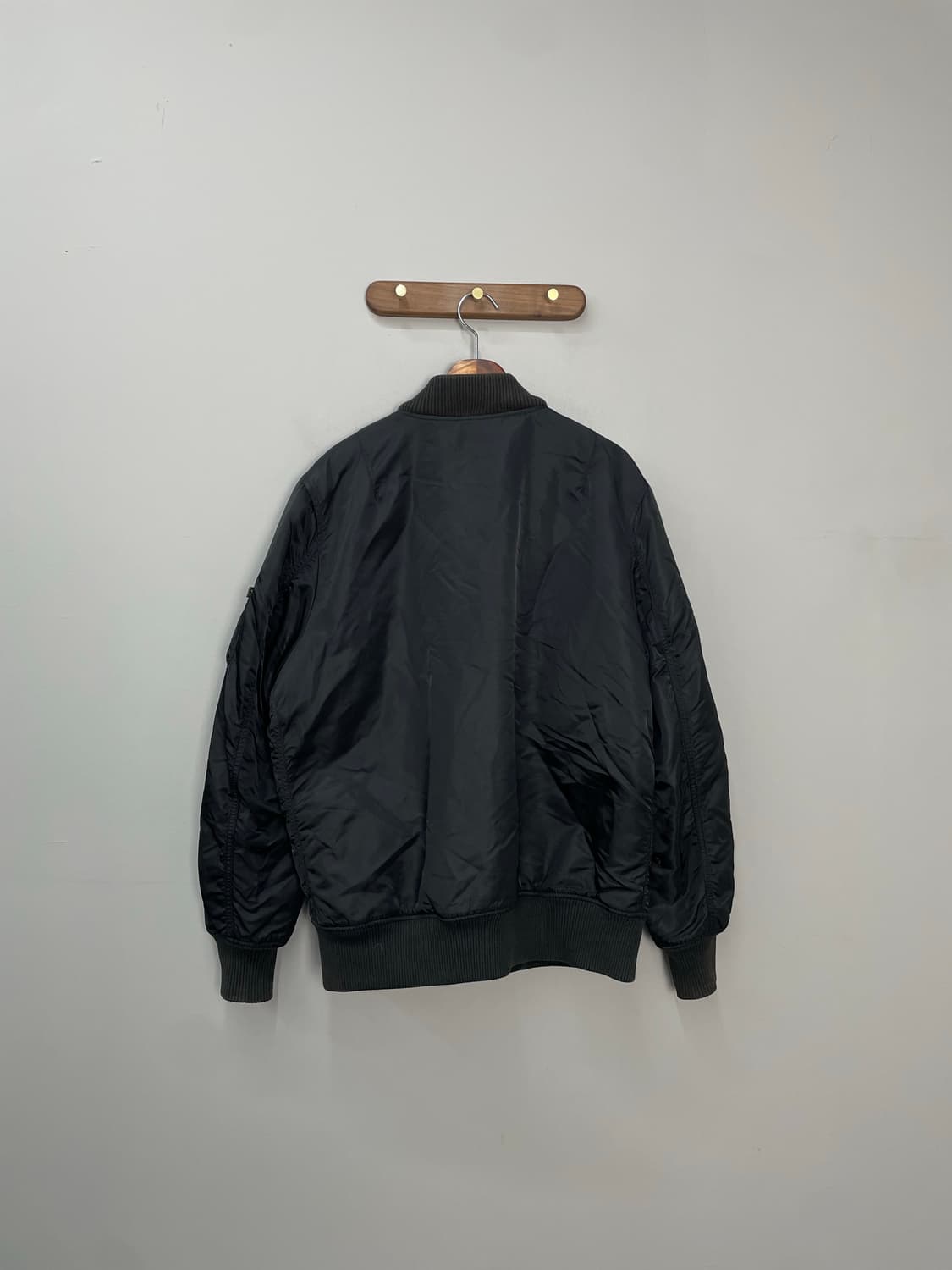 알파 인더스트리 MA-1 블랙 항공 자켓 H979 상품이미지5