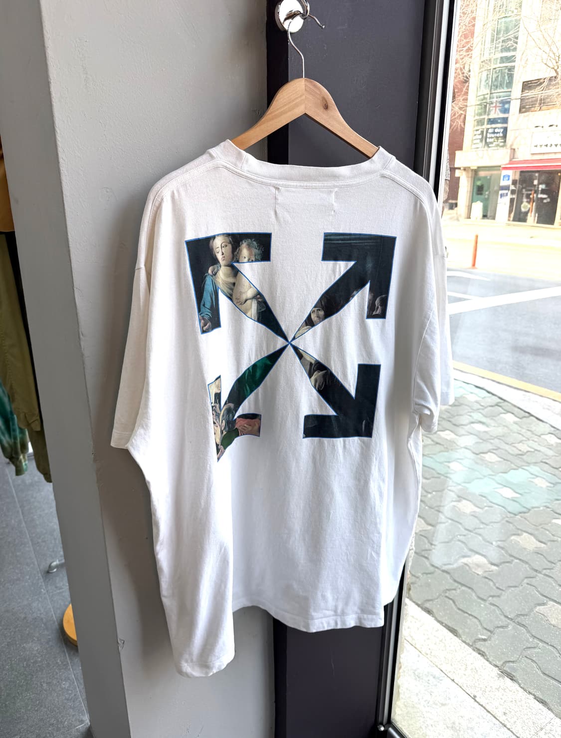 L/ 오프화이트 카라바지오 스프레이드 오버핏 반팔 상품이미지8