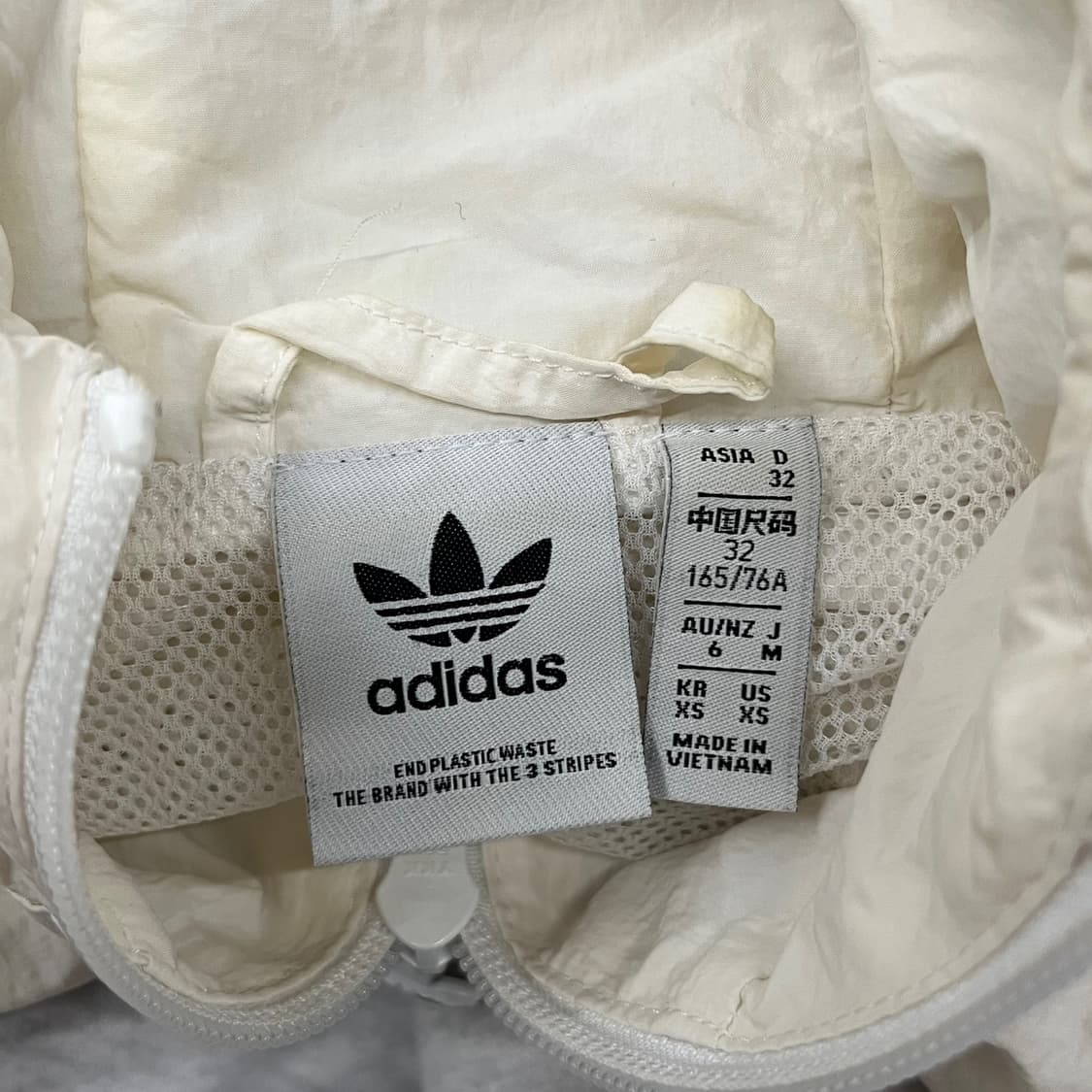 아디다스 크롭 바람막이  상품이미지5