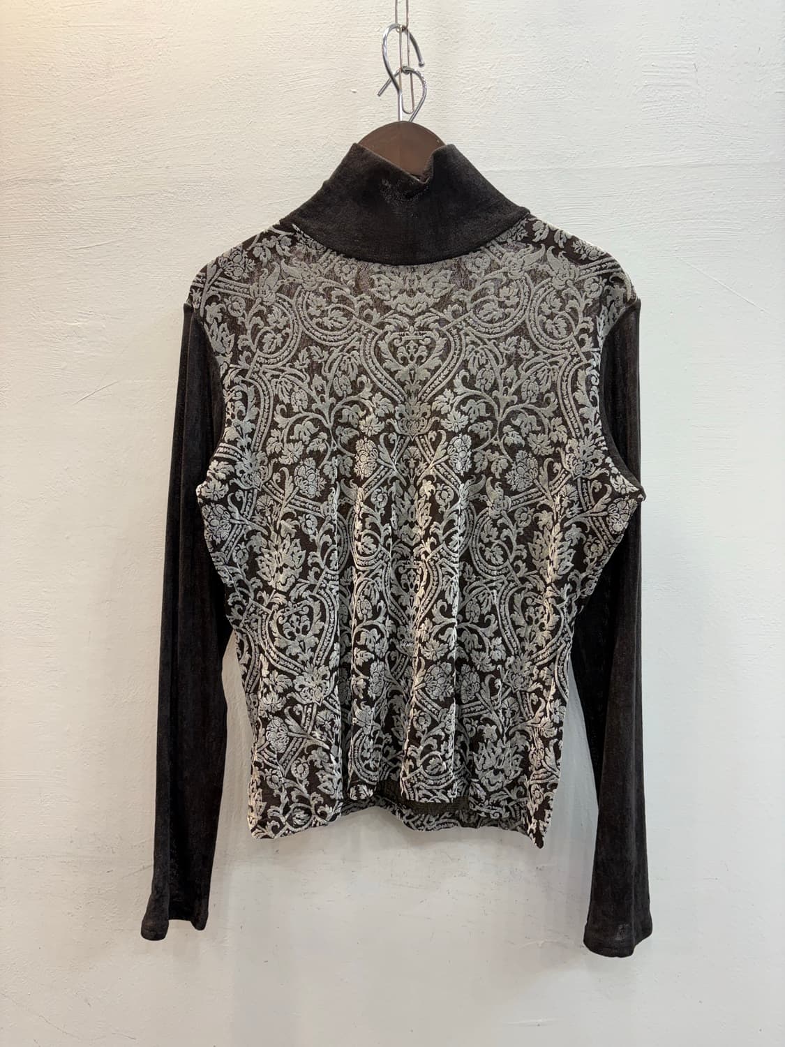 다크브라운 패턴 시스루 탑 상품이미지1