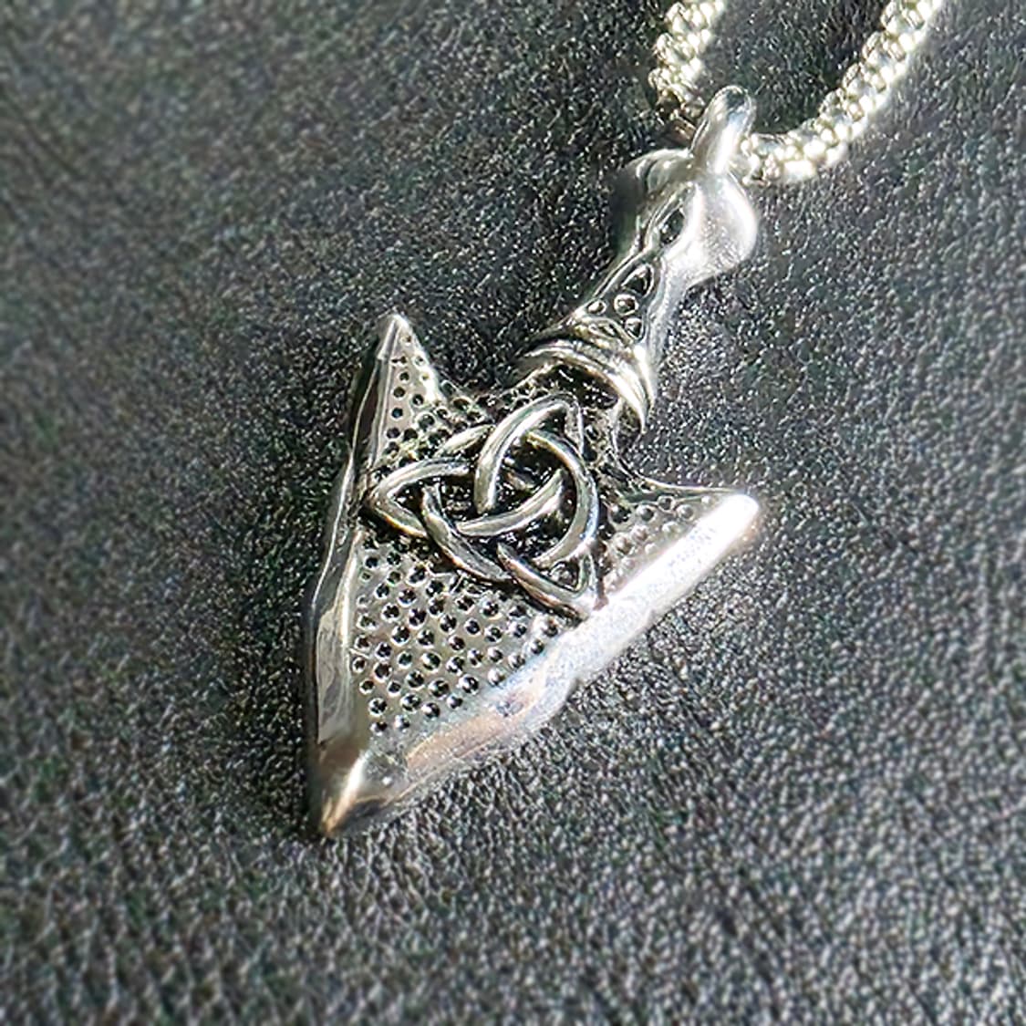 Kharu 티타늄 펜던트 빈티지 엔틱 고대 트리케트라 남자 목걸이 상품이미지1