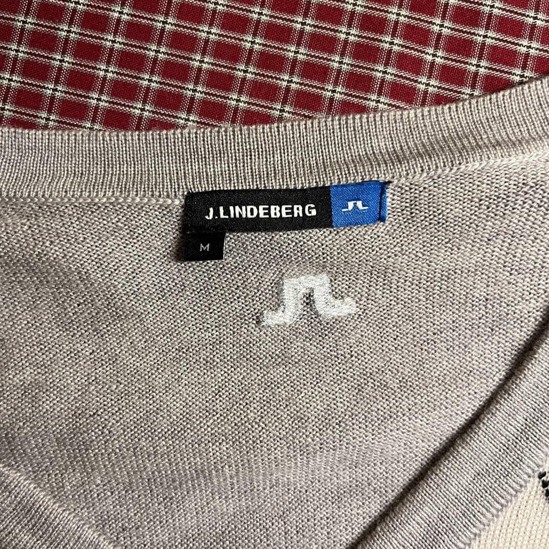 제이린드버그 브이넥 니트 상품이미지6