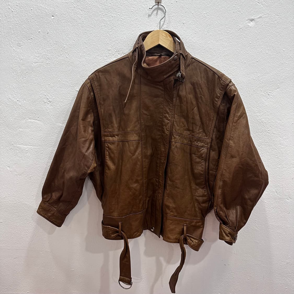 브라운 벨티드 램스킨 가죽 봄버 자켓M-L 상품이미지2