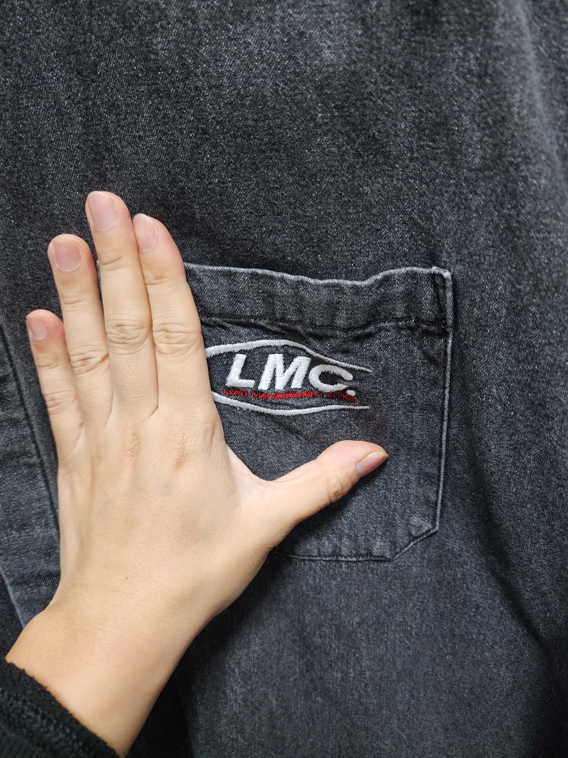 LMC 지퍼디테일 흑청 데님 옥스포드 셔츠 상품이미지3