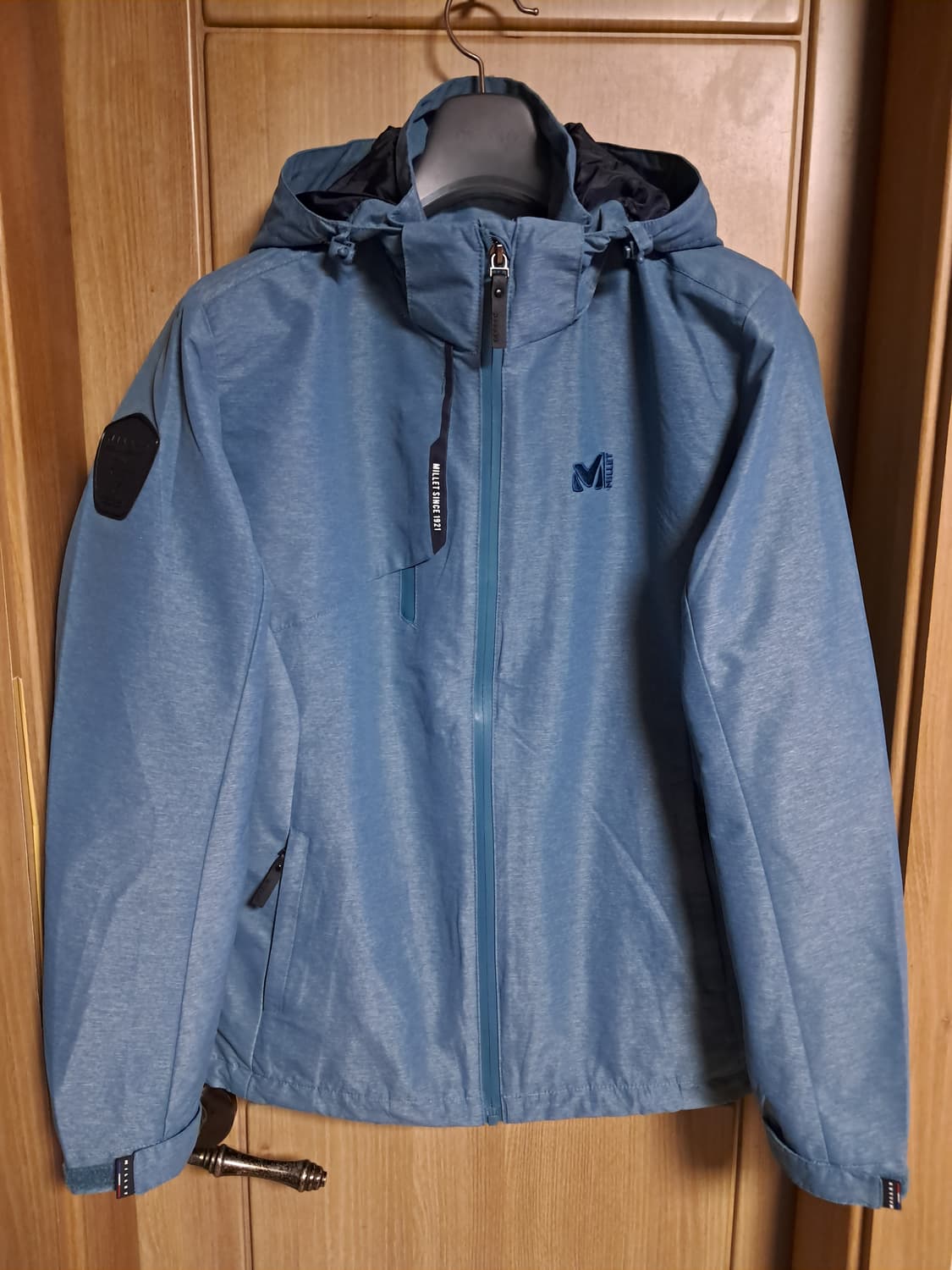 밀레 바람막이 남성90 상품이미지2